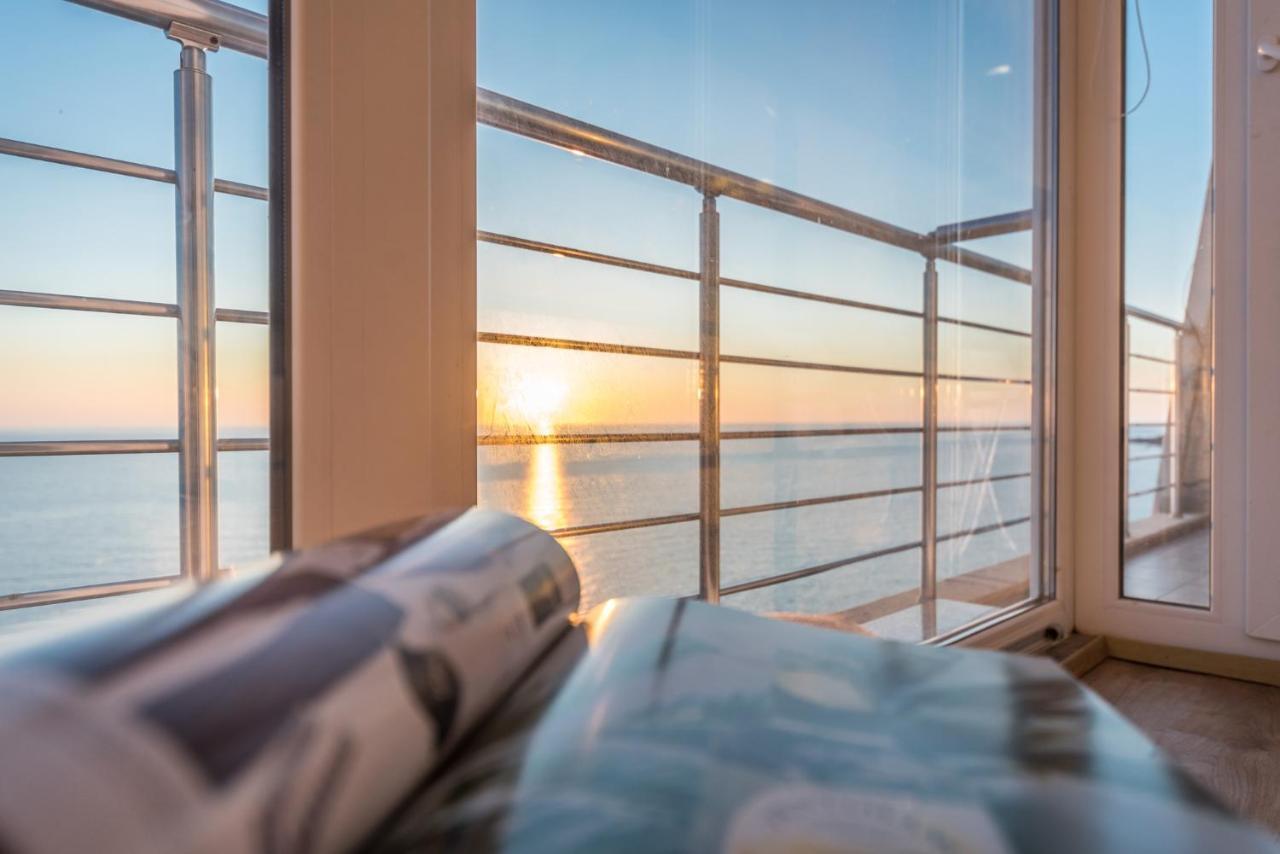 Blue Heaven -Full Sea View Brand New Apartment Durrës Buitenkant foto