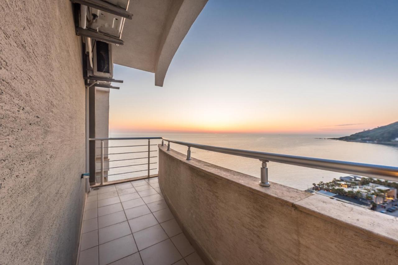Blue Heaven -Full Sea View Brand New Apartment Durrës Buitenkant foto